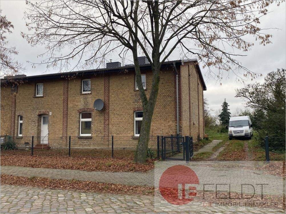 Thumbnail-Historisches Landhaus mit großzügiger Ausbaureserve und zwei Nebengebäude auf 2.987 m² Grundstück