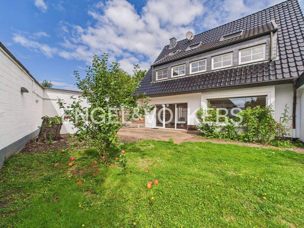 Thumbnail-Helle Gartenwohnung mit Kamin, Doppelgarage nahe dem Krefelder Stadtwald