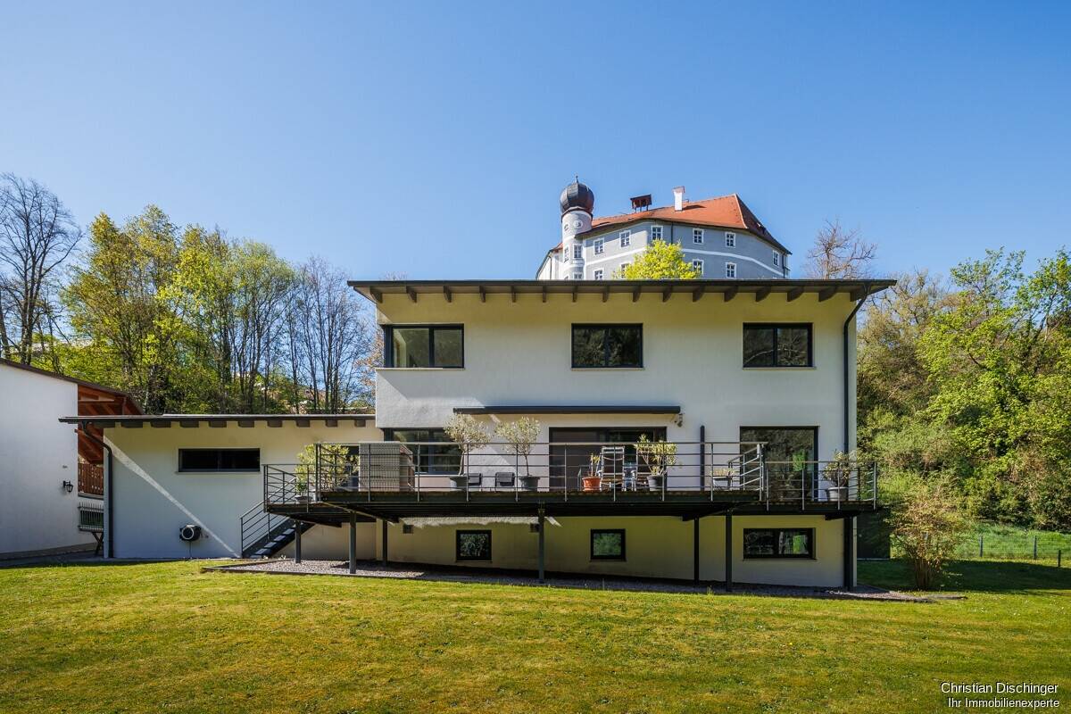 Thumbnail-Modern. Naturnah. Exklusiv. - Traumhaus mit Bachlauf und großzügiger Sonnenterrasse
