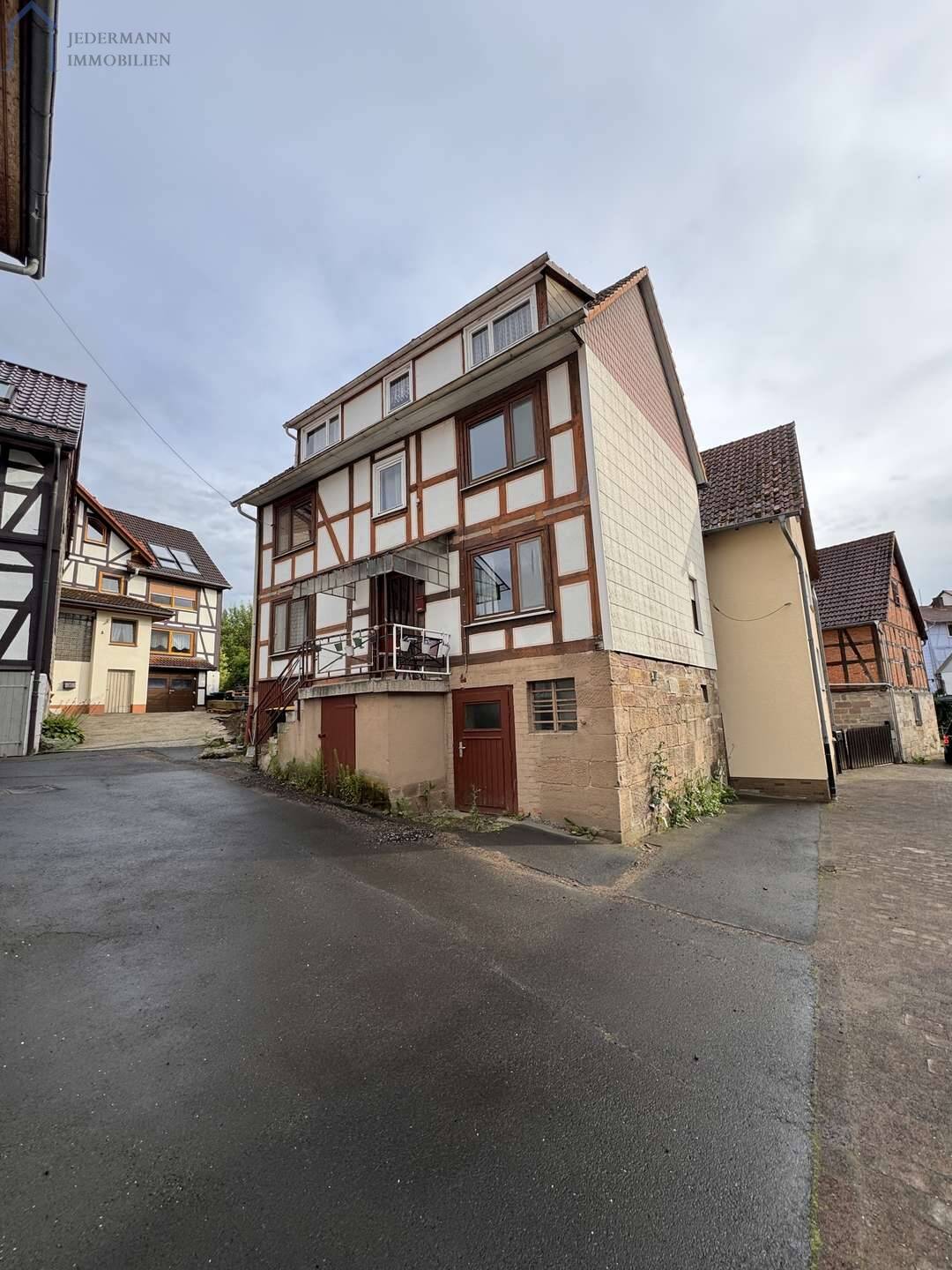 Thumbnail-Gemütliches Haus mit hervorragenden Grundriss!