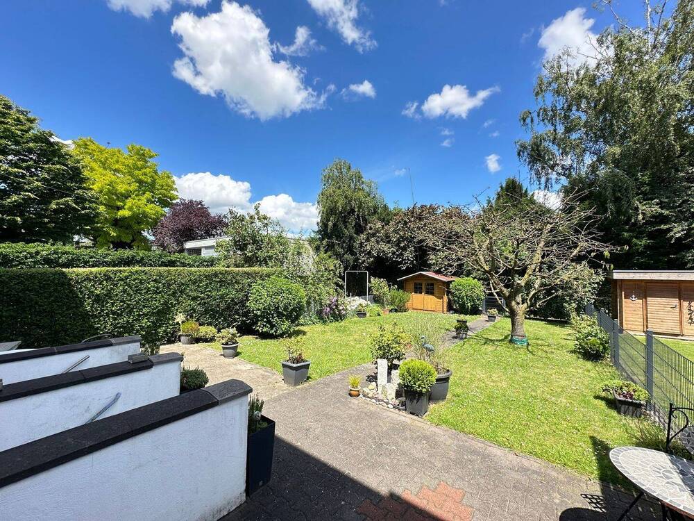 Thumbnail-Ihr neues Zu Hause in Neuss Gnadental, solider Zustand. 3 Z., Sonnengarten, zentral mit Stellplatz.