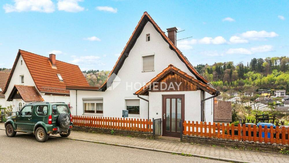 Thumbnail-Charmantes Einfamilienhaus mit 5 Zimmern, Garage und sofortiger Verfügbarkeit
