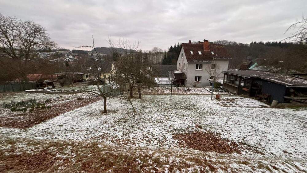 Thumbnail-Abrisshaus auf großem Grundstück in Toplage von Schmitten-Brombach,Bebauung möglich mit EFH oder DHH