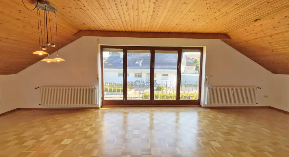 Thumbnail-Ruhige 3-Zimmer-Wohnung mit Parkett, Einbauküche und französischem Balkon