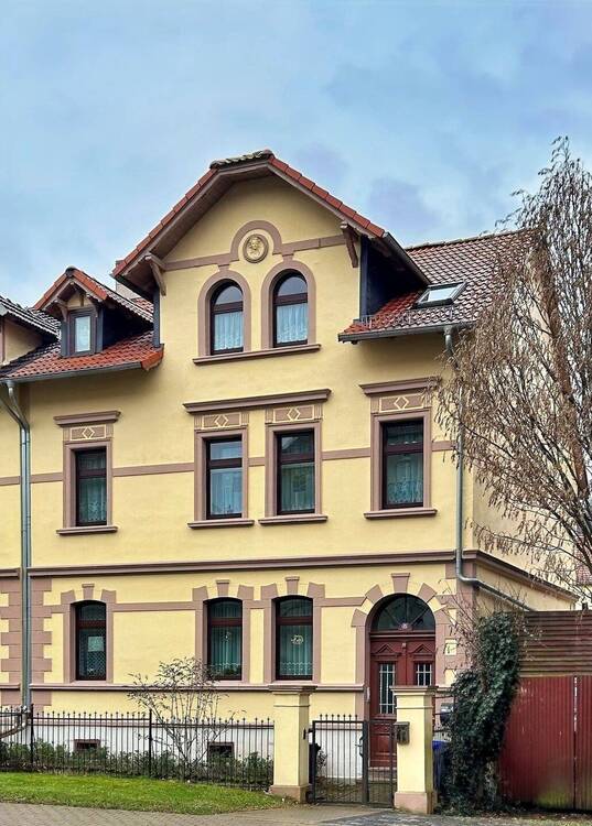 Thumbnail-Entwicklungsfähiges 1-3-Familienhaus mit Garten und Nebengelass