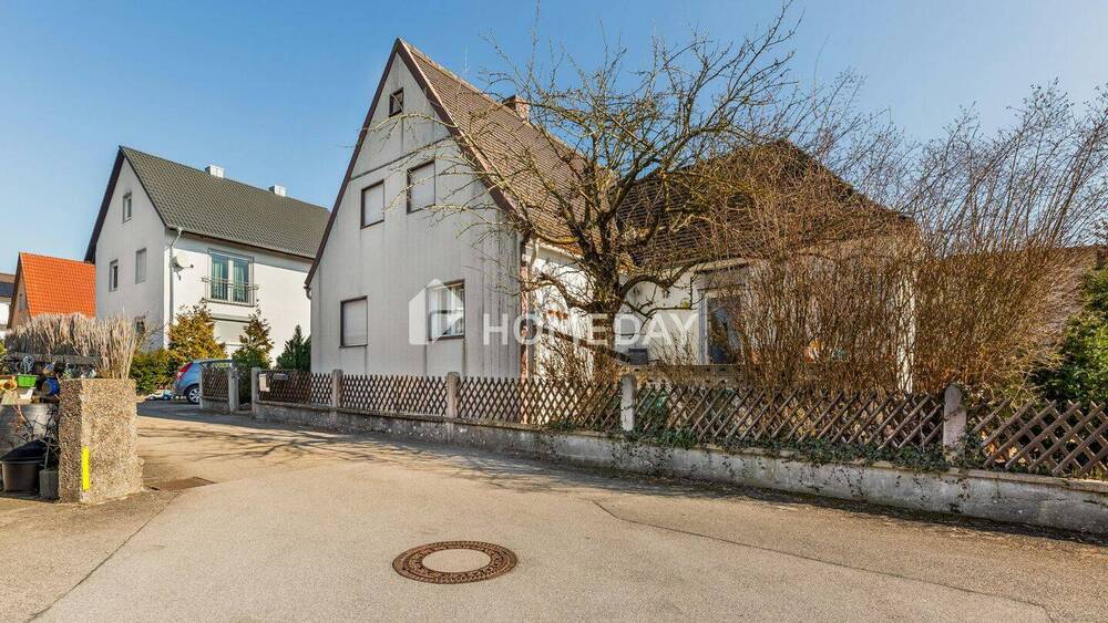 Thumbnail-Sanierungsbedürftiges Einfamilienhaus mit viel Raum für Ihre Ideen