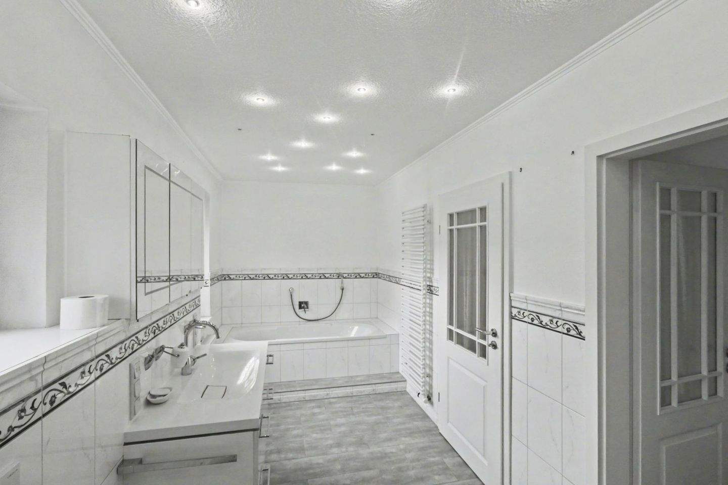 Thumbnail-Charmantes Reihenhaus mit Garage & eigener Wellness-Oase