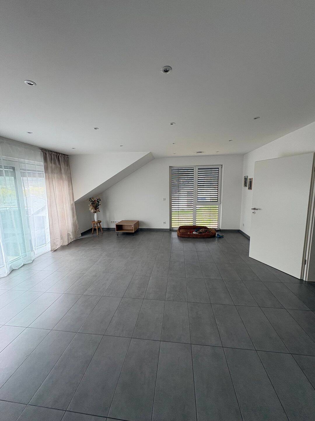 Thumbnail-Schöne 2-Zimmer-Mietwohnung mit Einbauküche in Nittel (54453) – Grenznah zu Luxemburg
