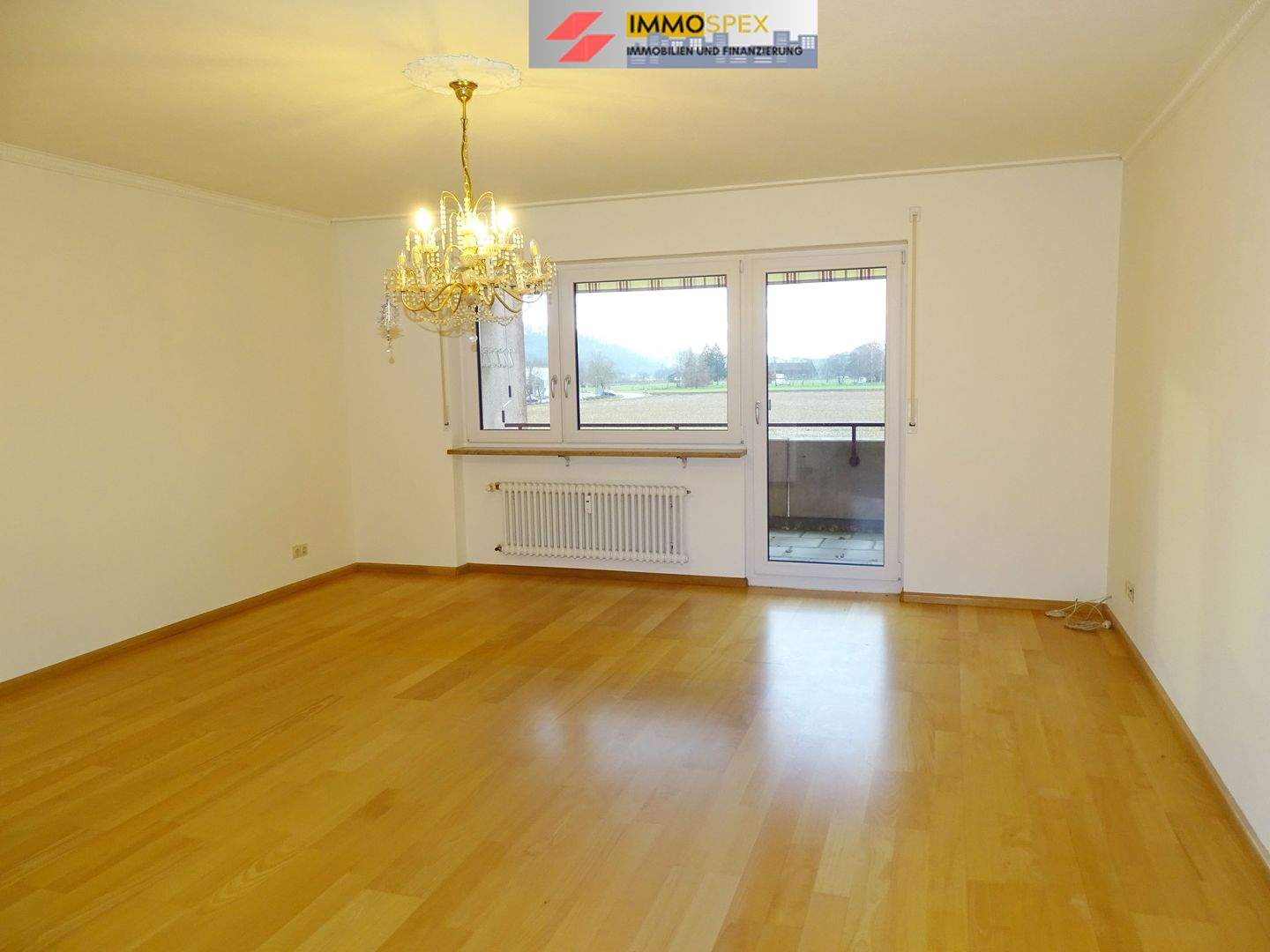 Thumbnail-Großzügige 3 bis 4 Zimmer-Wohnung in Top Lage von Steinen!