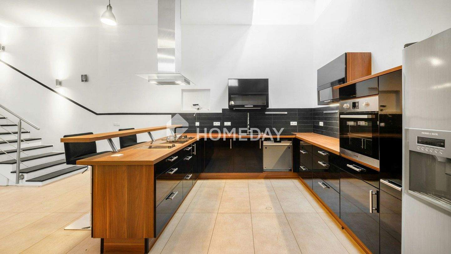 Thumbnail-Stilvolle Souterrain-Wohnung mit Eleganz, Großzügigkeit und hochwertiger Ausstattung