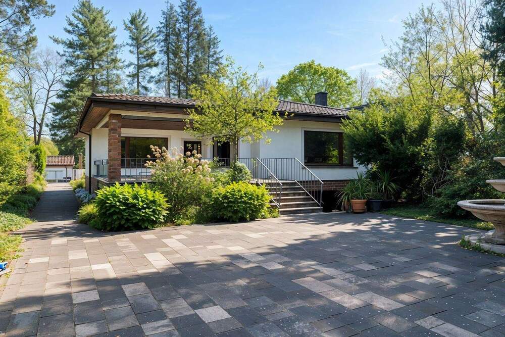 Thumbnail-Ein Zuhause zum Ankommen mit Pool, Sauna und außergewöhnlichem Grundstück!