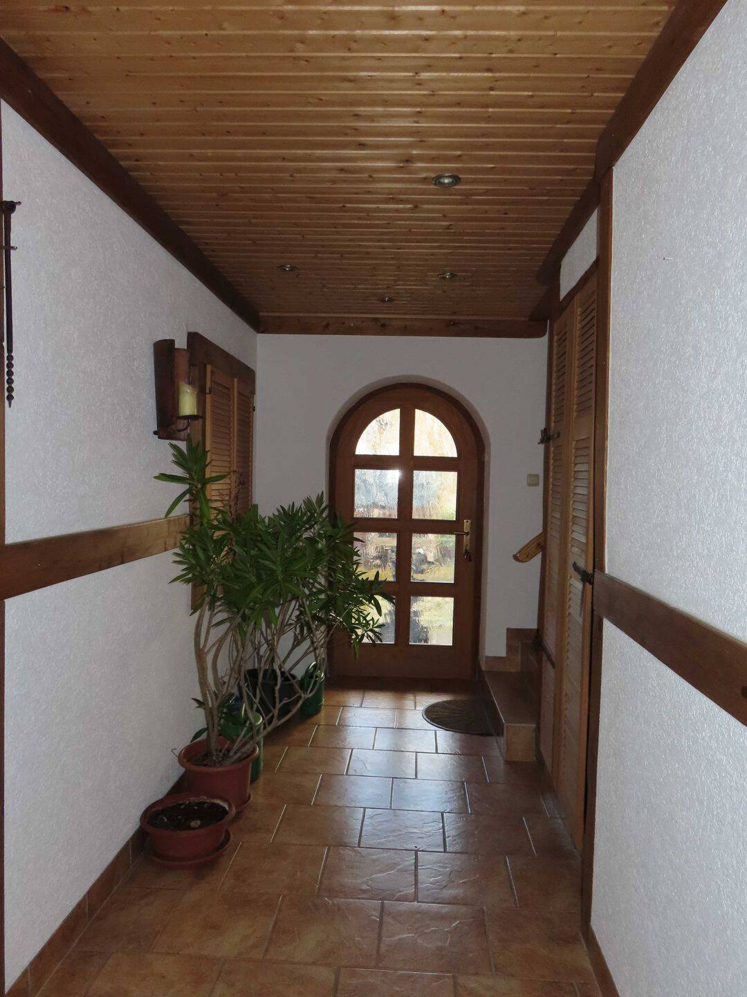 Thumbnail-Liebevoll modernisiertes Wohnhaus mit Gewerbeeinheit und Garten in Zeulenroda zu verkaufen