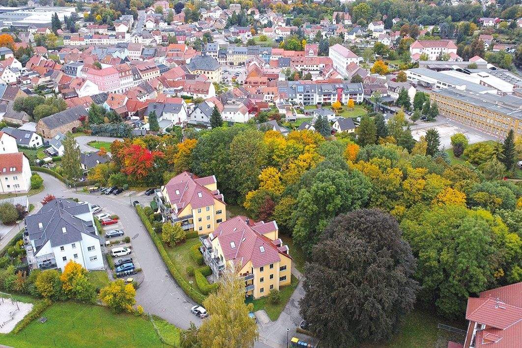 Thumbnail-1,6 ha großer Wald mit einem Flurstück im Mischgebiet