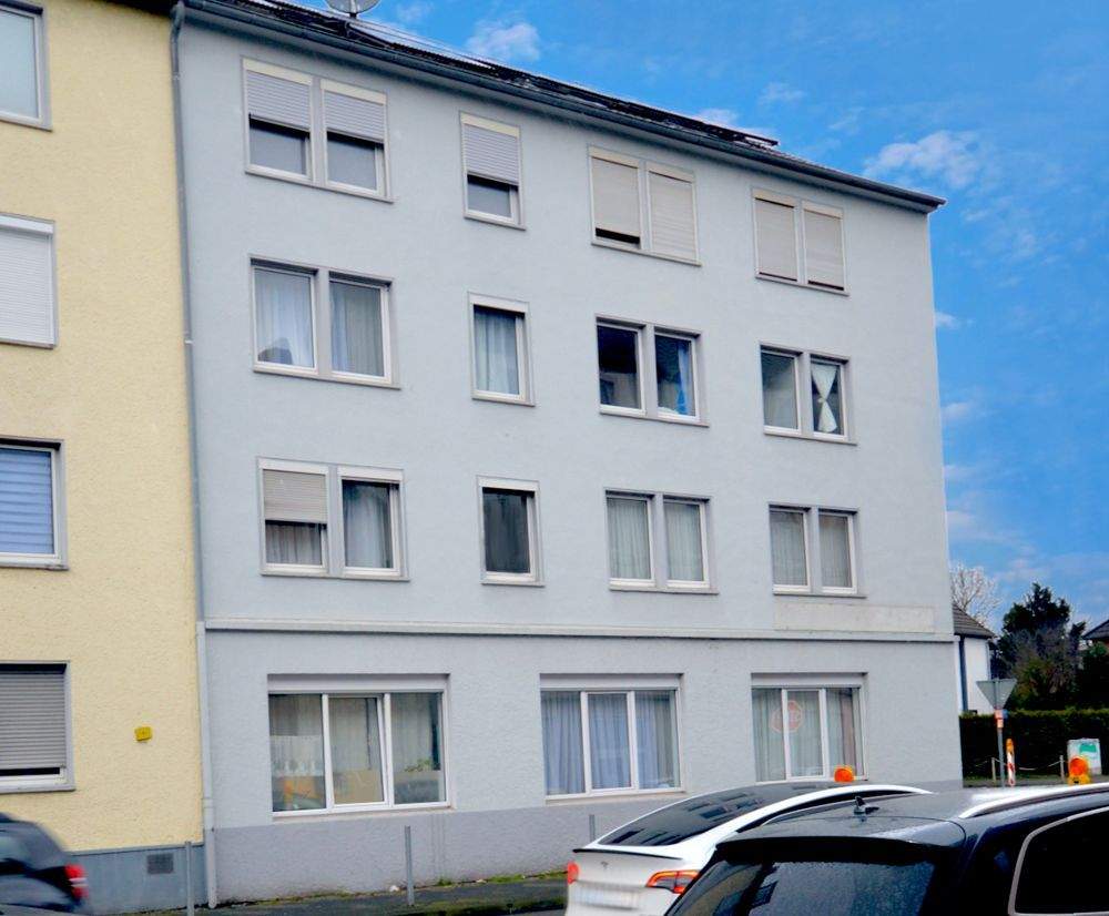 Thumbnail-Selbstläufer - 9 Familienhaus in frequentierter, zentraler Lage!