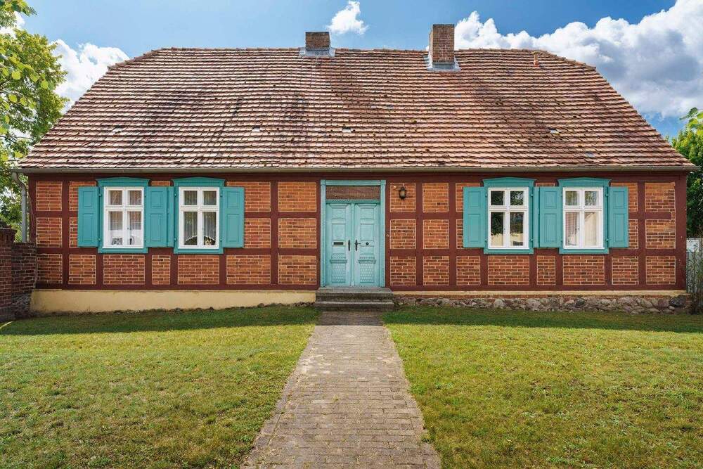 Thumbnail-Ein Haus erzählt Geschichte - denkmalgeschütztes Fachwerk im Landhausstil