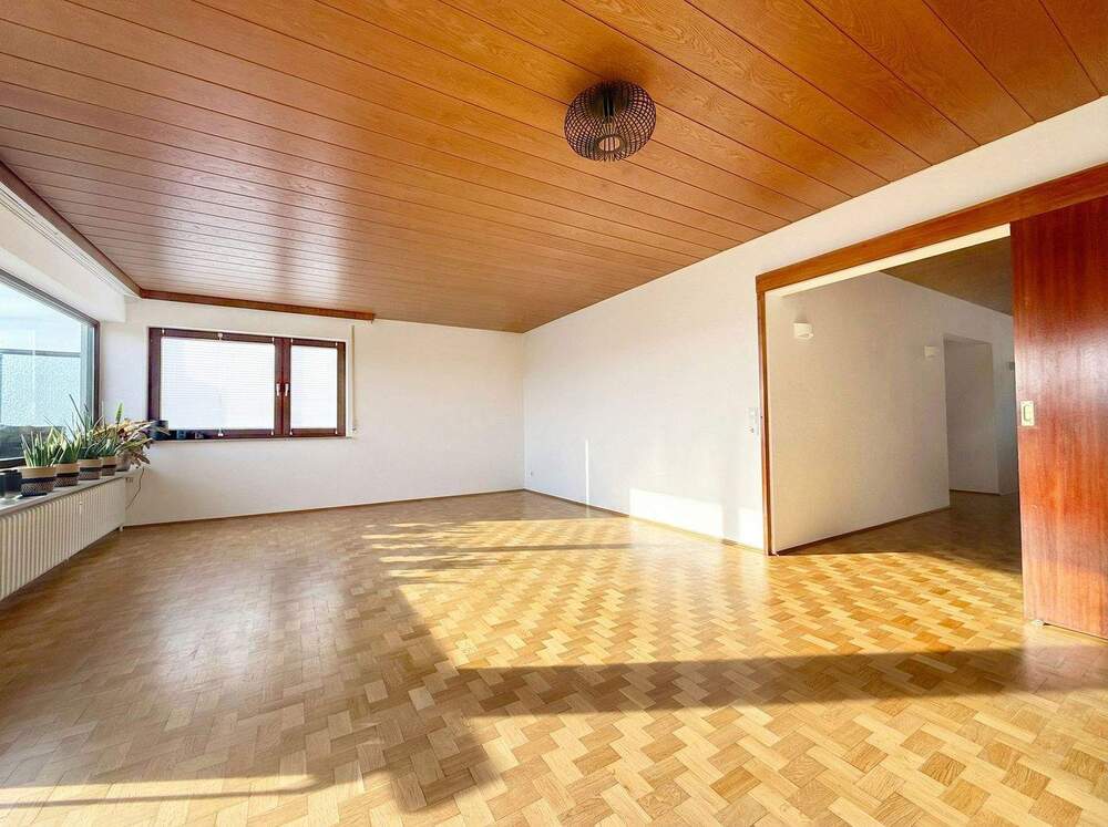 Thumbnail-DegerlochHoffeld: Attraktive Endetage in Aussichtslage