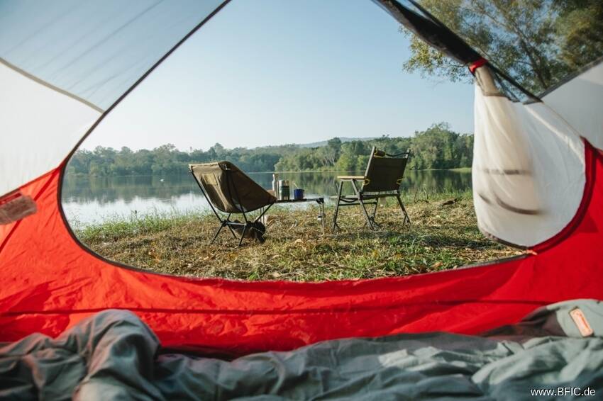 Thumbnail-Campingplatz, mehr als 120 Stp., ertragreich, Vollexistenz, Lage an Fluß in Landschaftsschutzgebiet