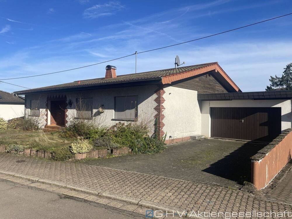 Thumbnail-großzügiges EFH mit Einliegerwohnung und phantastischer Aussicht