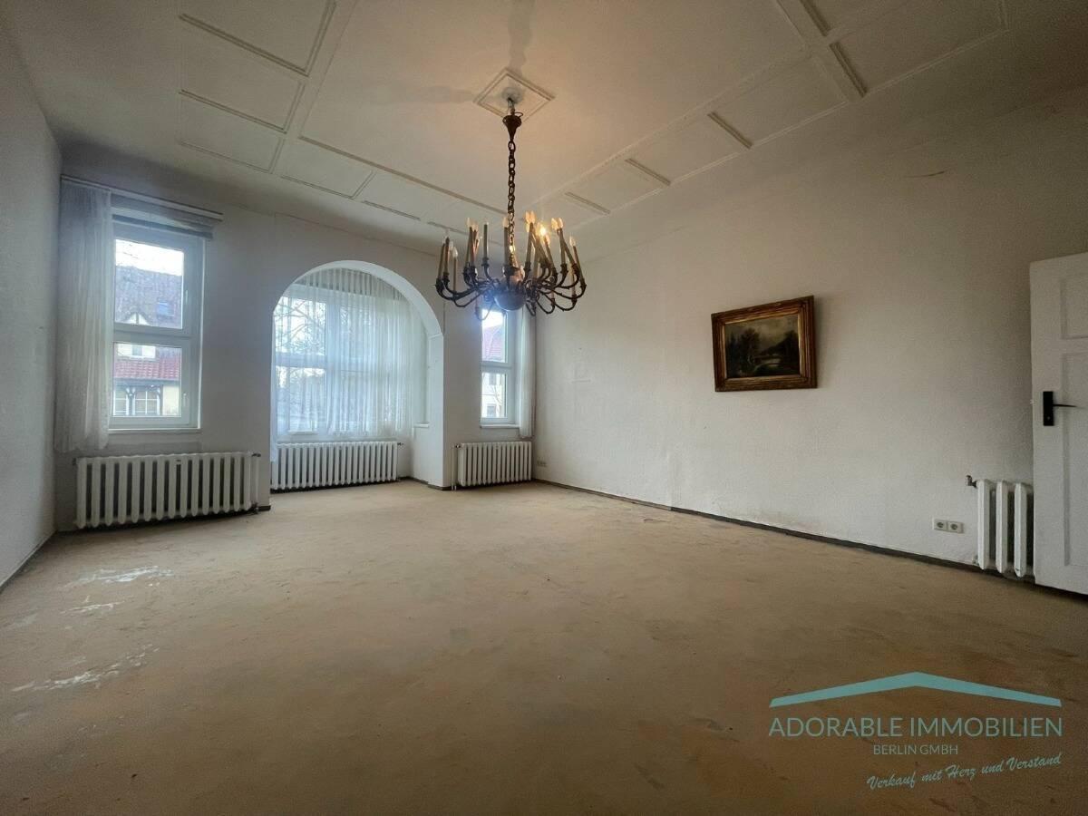 Thumbnail-Borgsdorf: Zweifamilienhaus auf schönem Grundstück, viel Potenzial