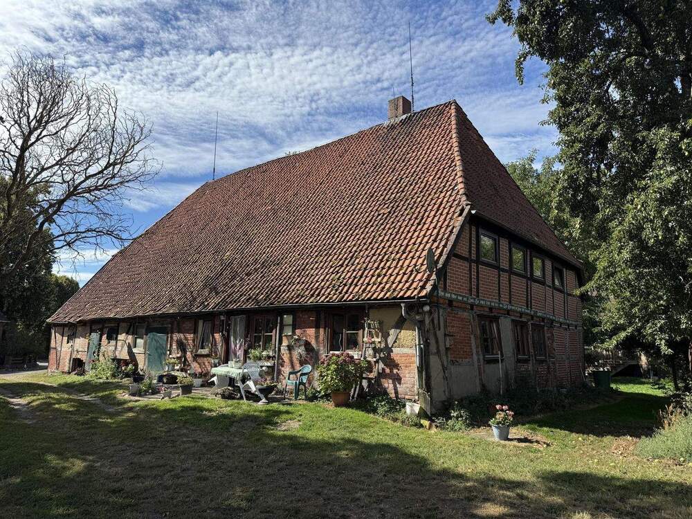 Thumbnail-Altes Fachwerk, neue Chancen - ein Resthof für Familien und Visionen