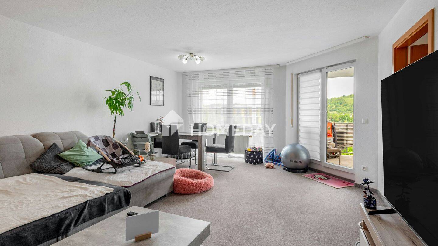 Thumbnail-Gepflegte Drei-Zimmer-Wohnung mit Balkon und Grünblick in Winnenden
