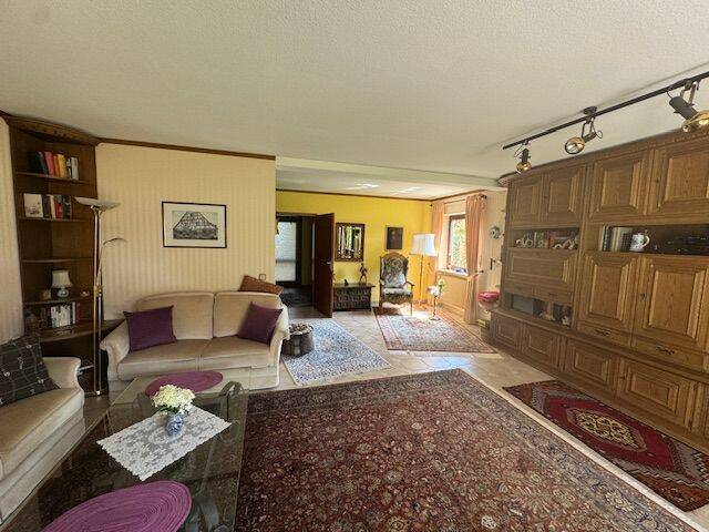 Thumbnail-Reiheneckhaus mit schönem Garten und Potential