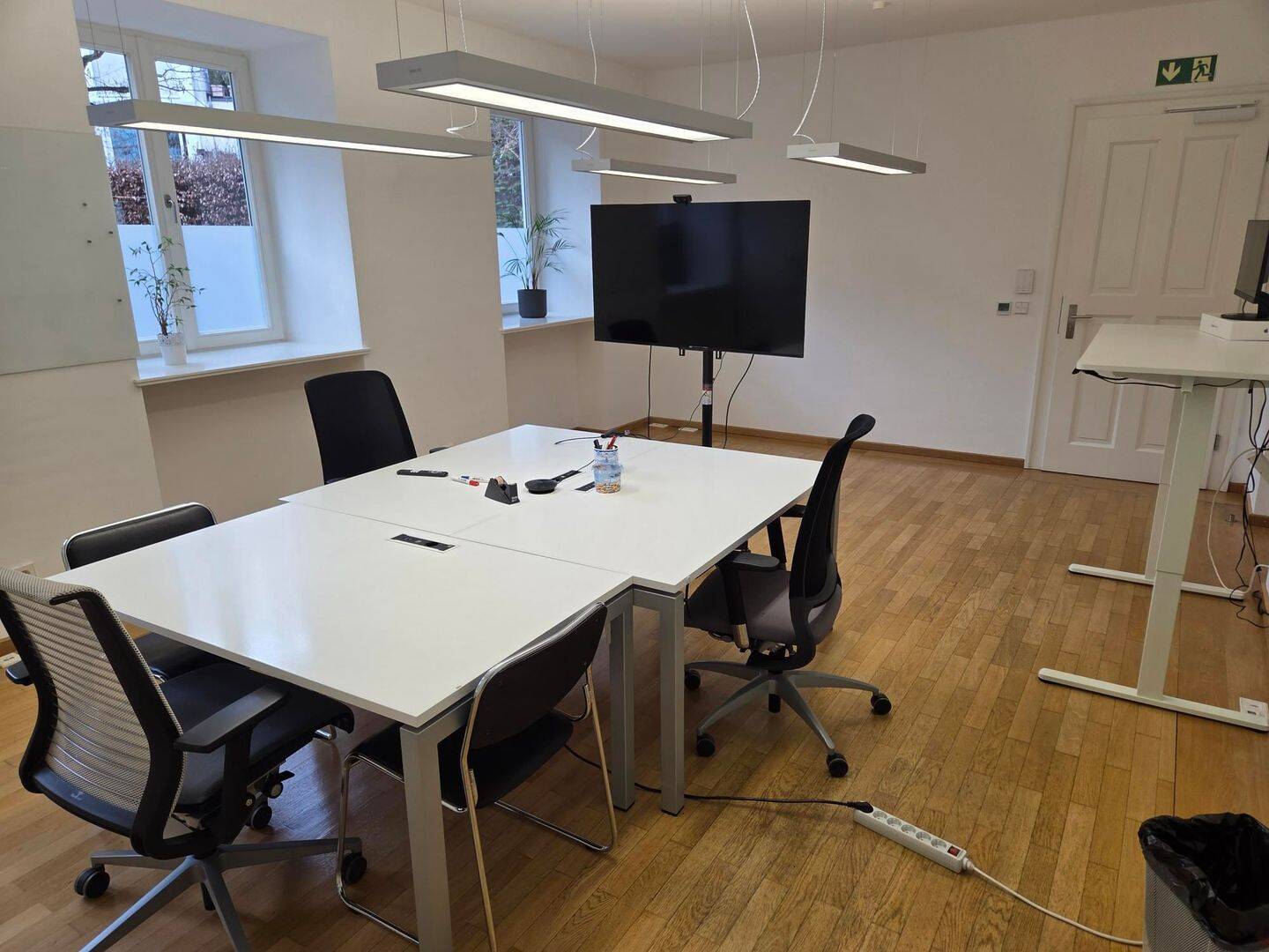 Thumbnail-Voll ausgestatteter 35m² Büroraum in München Haidhausen - Untervermietung