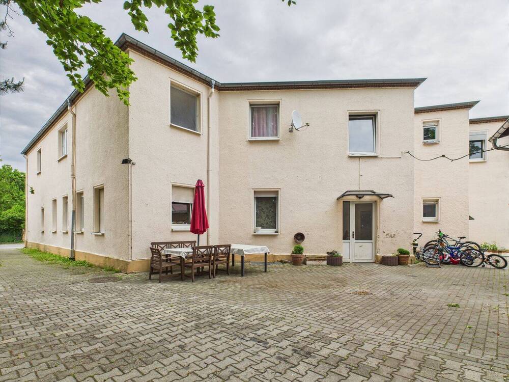 Thumbnail-4 Wohnungen, Garagen und Lager