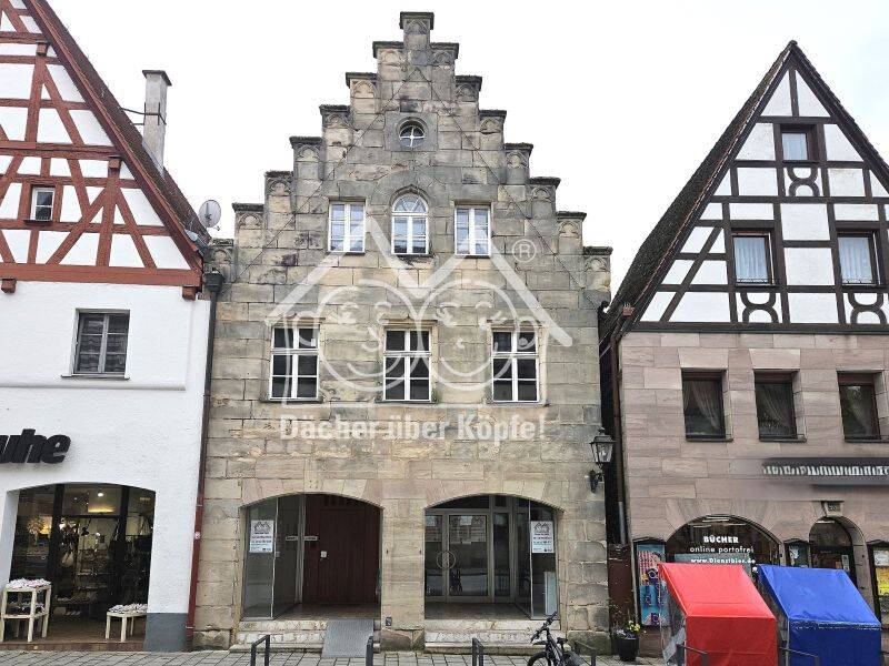 Thumbnail-Attraktive Ladenfläche in Bestlage direkt am historischen Marktplatz von Lauf an der Pegnitz