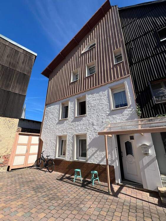 Thumbnail-Top-Gelegenheit! Gemütliche Doppelhaushälfte mit kleiner Dachterrasse in Bad Sobernheim zu verkaufen