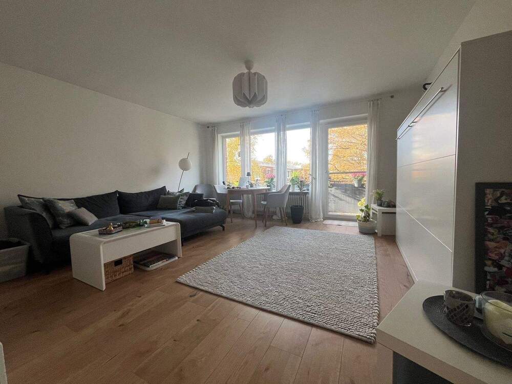 Thumbnail-Moderne und gut vermietete 2,5-Zimmer-Wohnung mit Tiefgaragenstellplatz in Niendorf