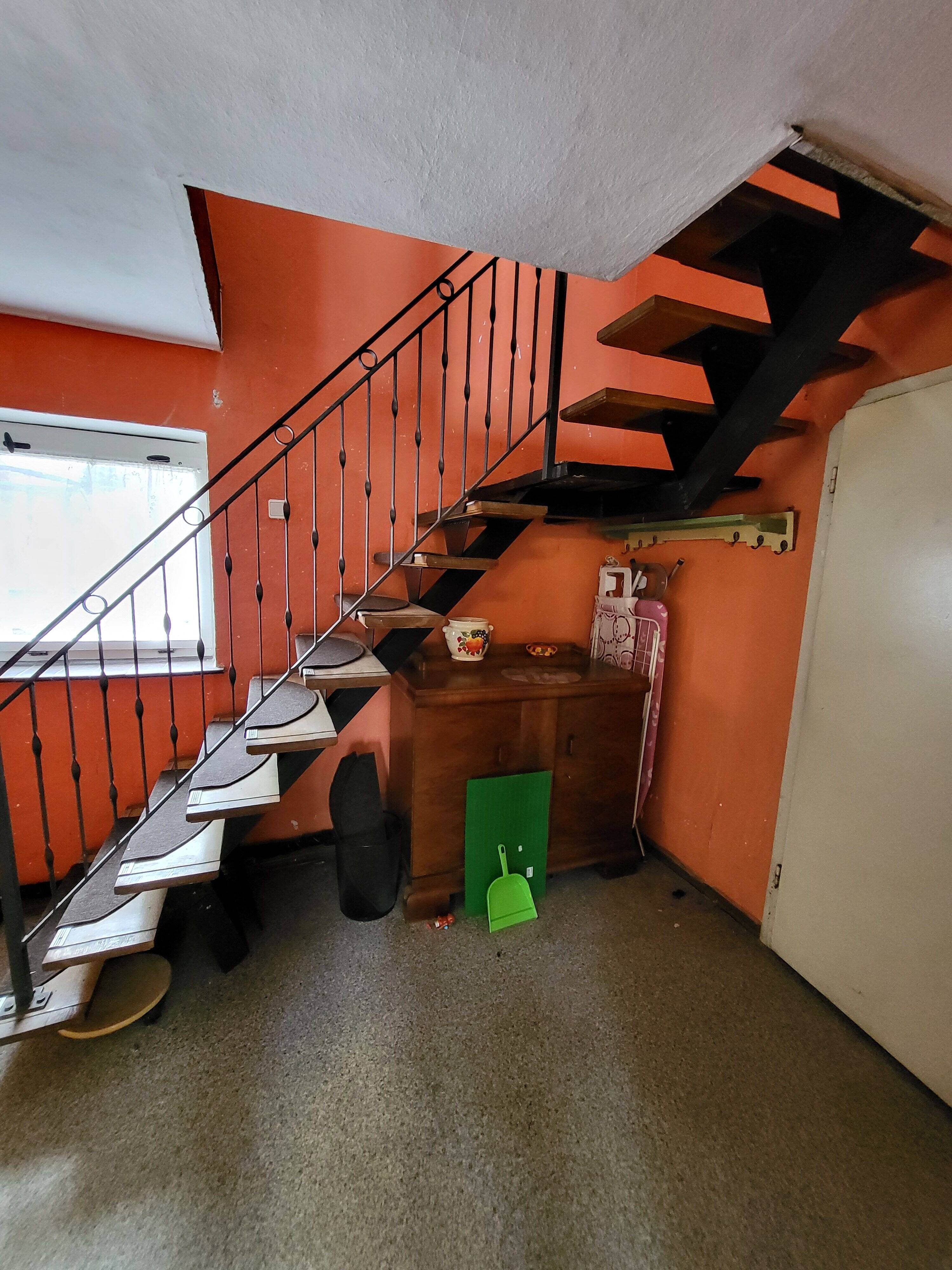 Treppe zum 1 OG