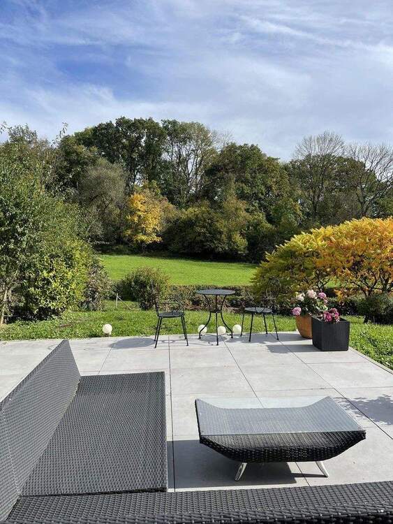 Thumbnail-Reiheneckhaus mit unbebauten Blick ins grüne (Idyllisch)