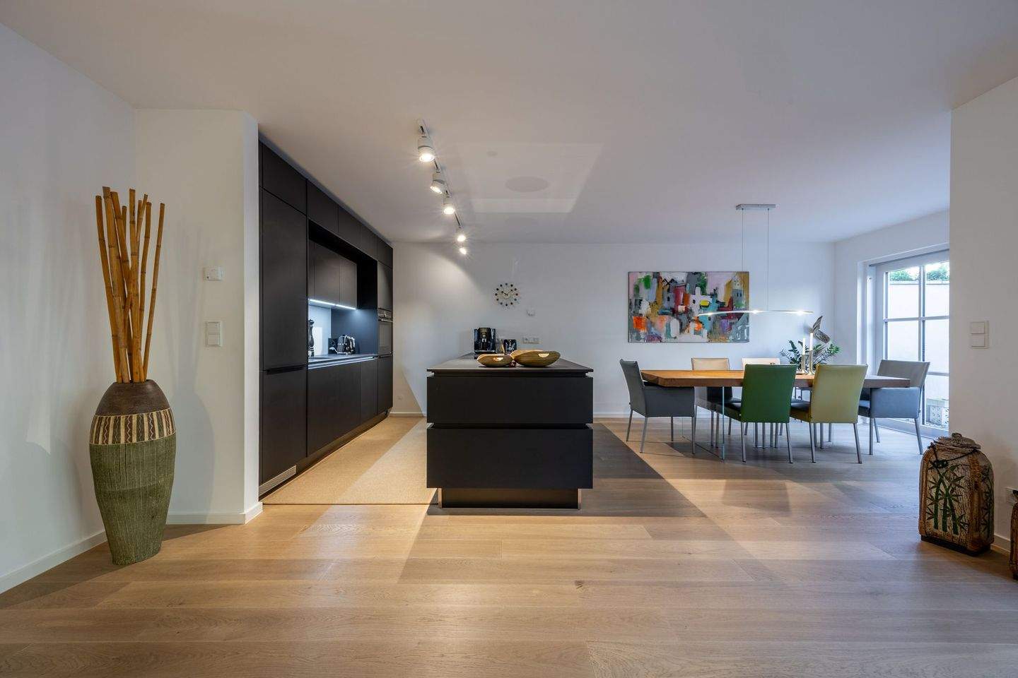 Thumbnail-SONNIG I 5-Zimmer-Gartenwohnung am Isarhochufer