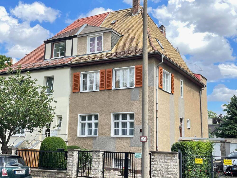 Hausansicht Straßenseite