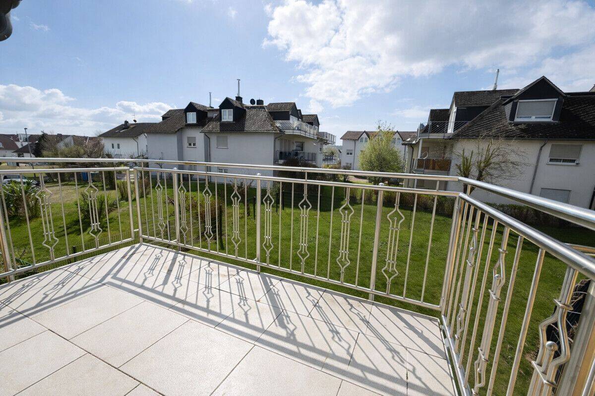 Thumbnail-Mehr Platz mehr Leben 4 Zimmer Wohnung mit Balkon in Limburg Linter