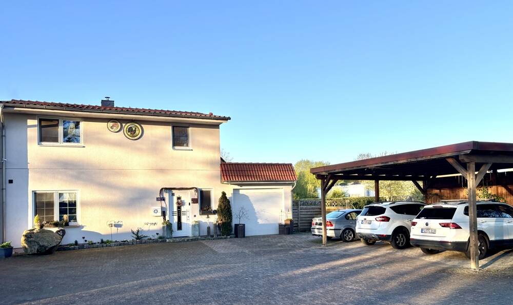 Thumbnail-Großzügige und hochwertige Doppelhaushälfte in Wietzen