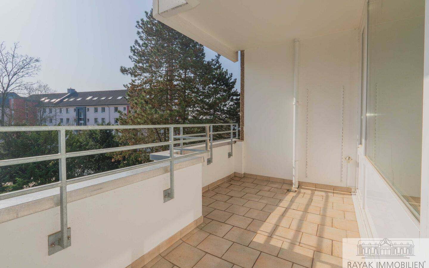 Thumbnail-Gemütliche 4-Zimmer-Wohnung in Hilden - Balkon mit Blick ins Grüne!