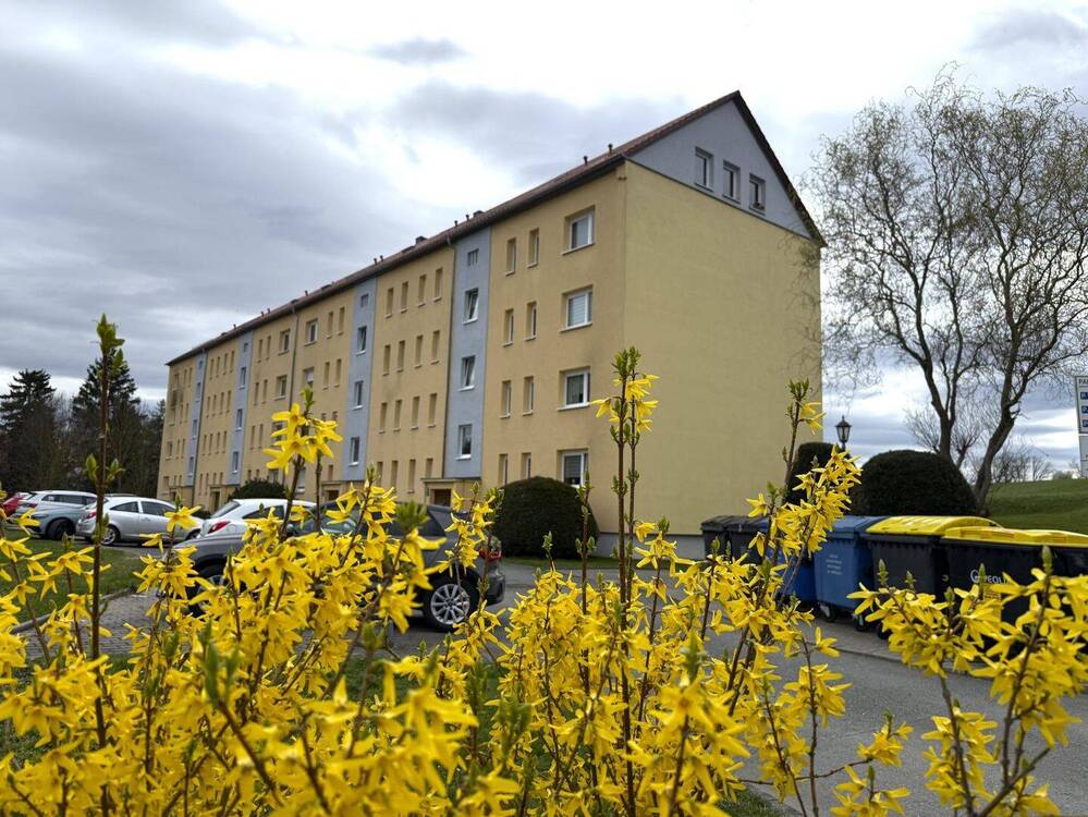 Thumbnail-Vermietete 2-RWE im 2. OG mit Balkon, Stpl. und Tageslicht-Bad! Unmittelbare Nähe zur Talsperre!