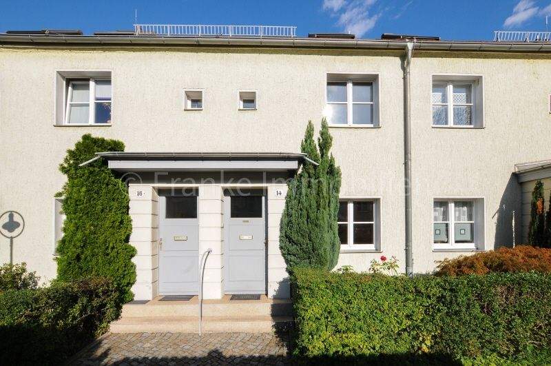 Thumbnail-Trachau - denkmalgeschütztes Reihenmittelhaus zum Ausbau