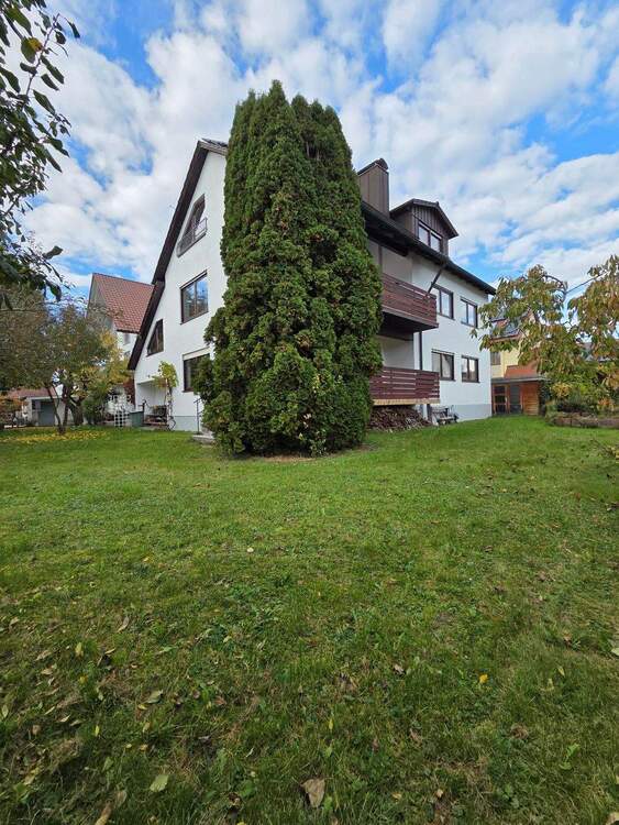 Thumbnail-*ruhige Lage!* große 5,5 Zimmerwohnung mit Gartennutzung!