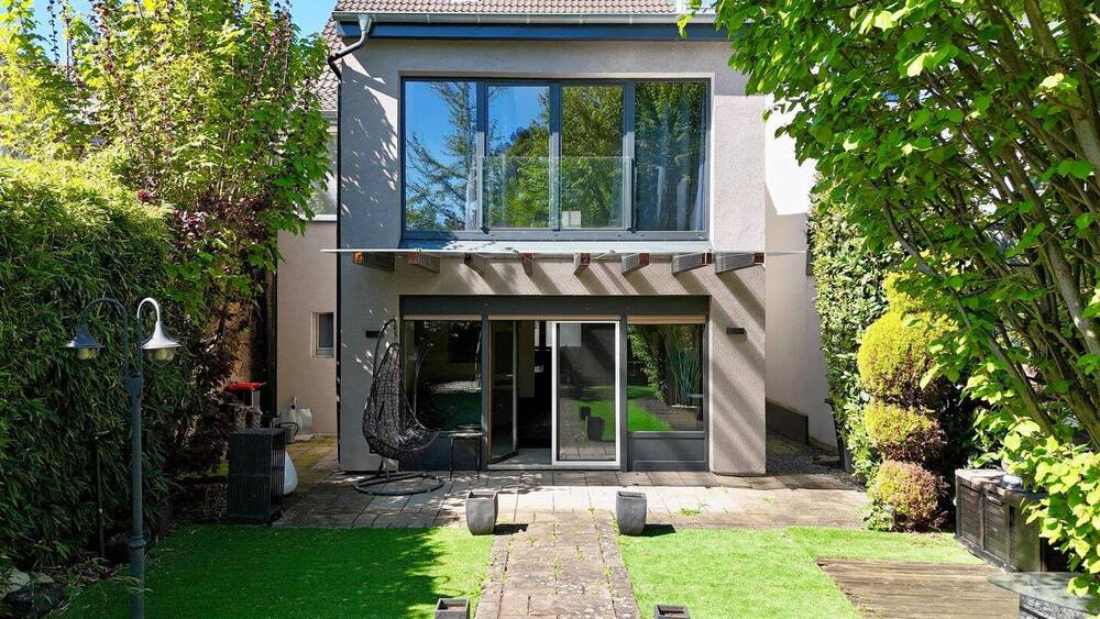 Thumbnail-Achtung: Dieses Haus schafft Ansprüche