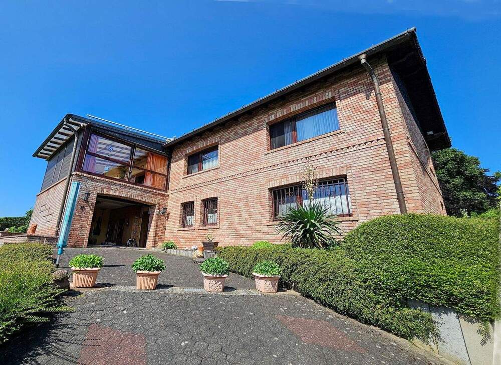 Thumbnail-Traumhafte Aussicht Höhenlage Hennef gemütliches EFH mit Wintergarten, Kamin und Garage