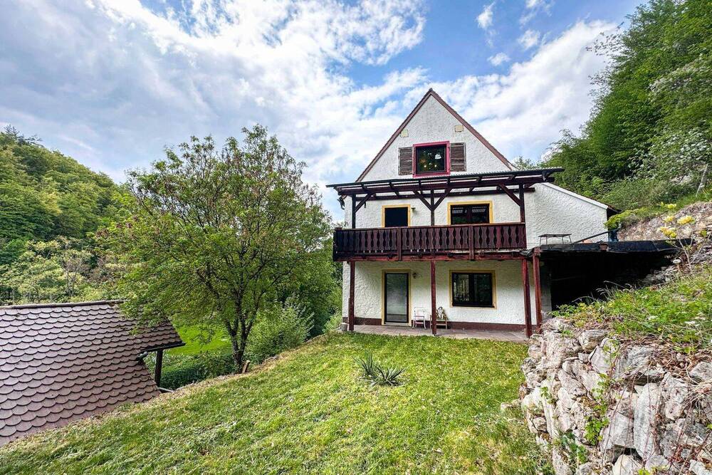 Thumbnail-Traumlage an der Wiesent - Zweifamilienhaus mit Burgblick in Gößweinstein