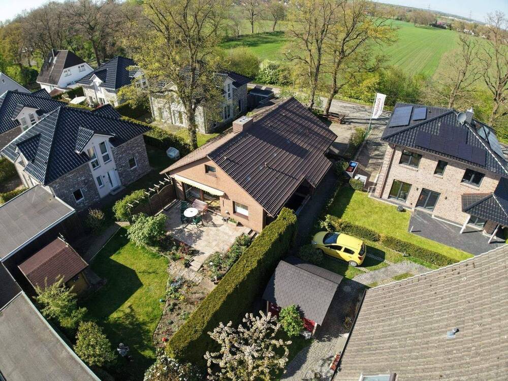 Thumbnail-Solide Basis mit viel Gestaltungsspielraum - Gepflegtes Einfamilienhaus mit Garten in ruhiger Wohnlage