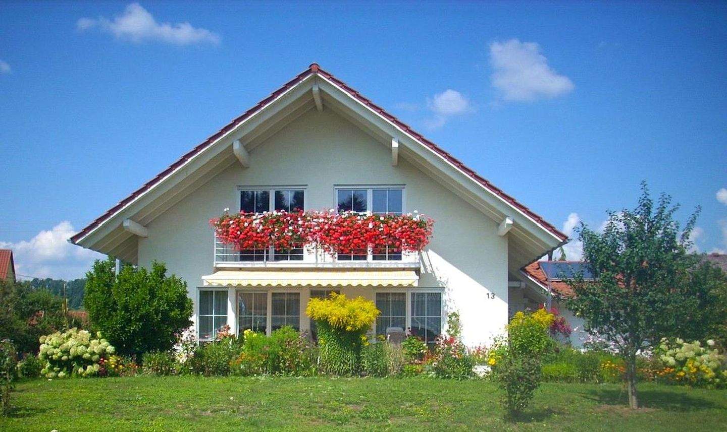 Thumbnail-Einfamilienhaus mit Wärmepumpe