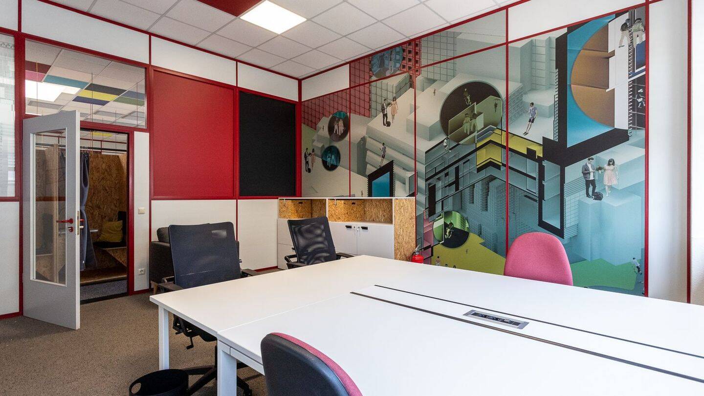 Thumbnail-Private Office 6b: Modernes, möbliertes Büro mit 247 Zugang in Frankfurt-West