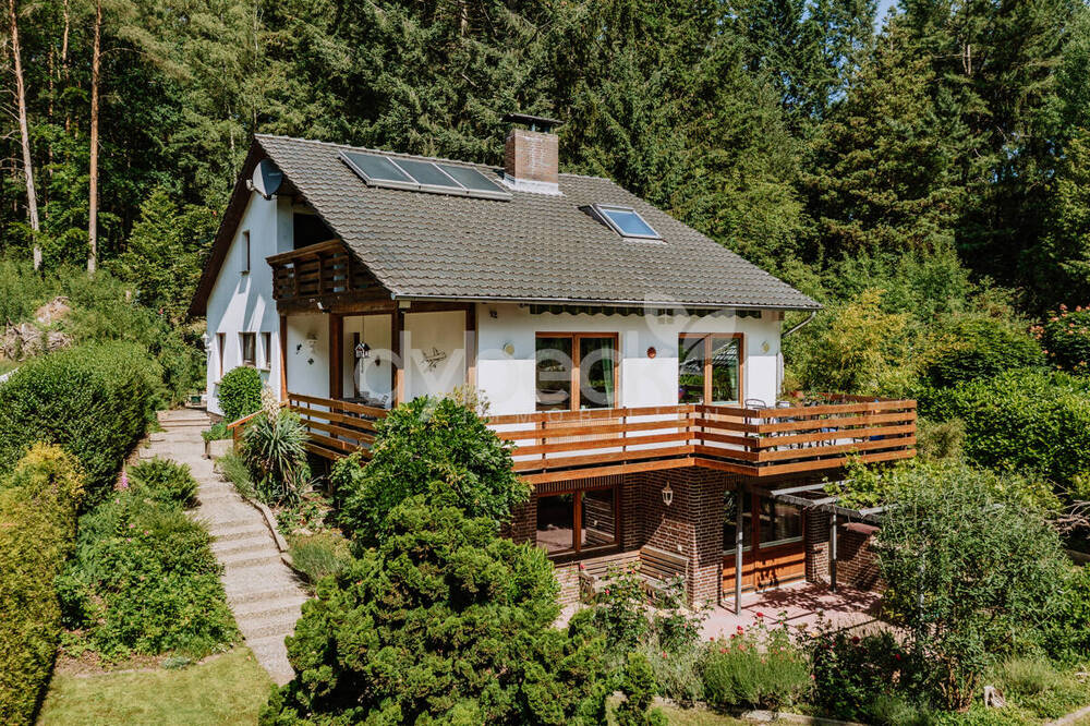 Thumbnail-Idyllisches Wohnhaus mit Einliegerwohnung in traumhafter Naturlage.