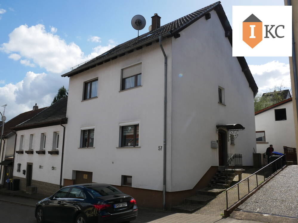 Thumbnail-Gepflegtes, kernsaniertes, Mehrfamilienhaus mit 3 Wohnungen - Terrasse - Balkon - Garage - großes Grundstück - Saarbrücken