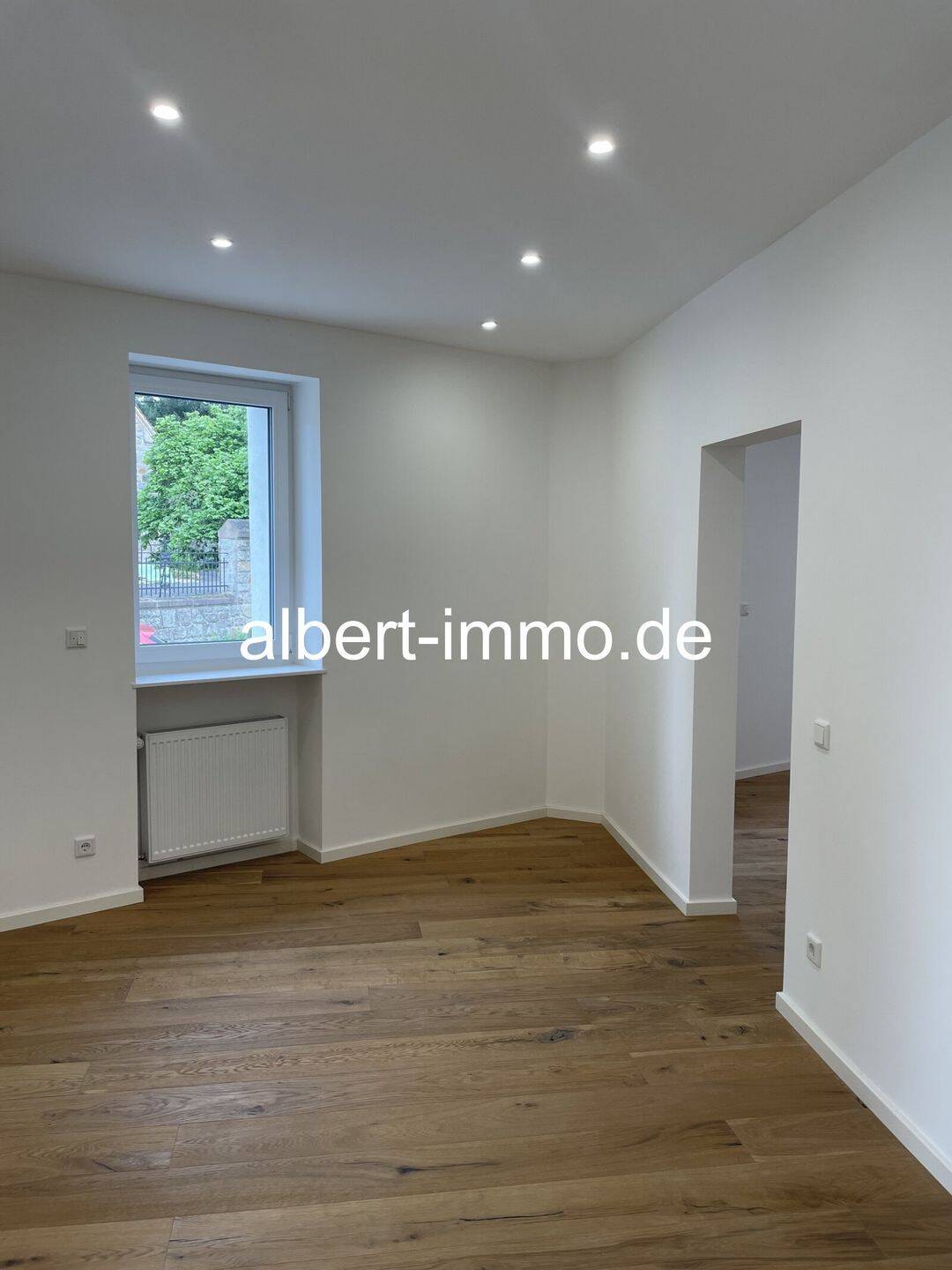 Thumbnail-Außergewöhnliche 4-Zimmer-Eigentumswohnung in attraktiver Lage von Weinheim